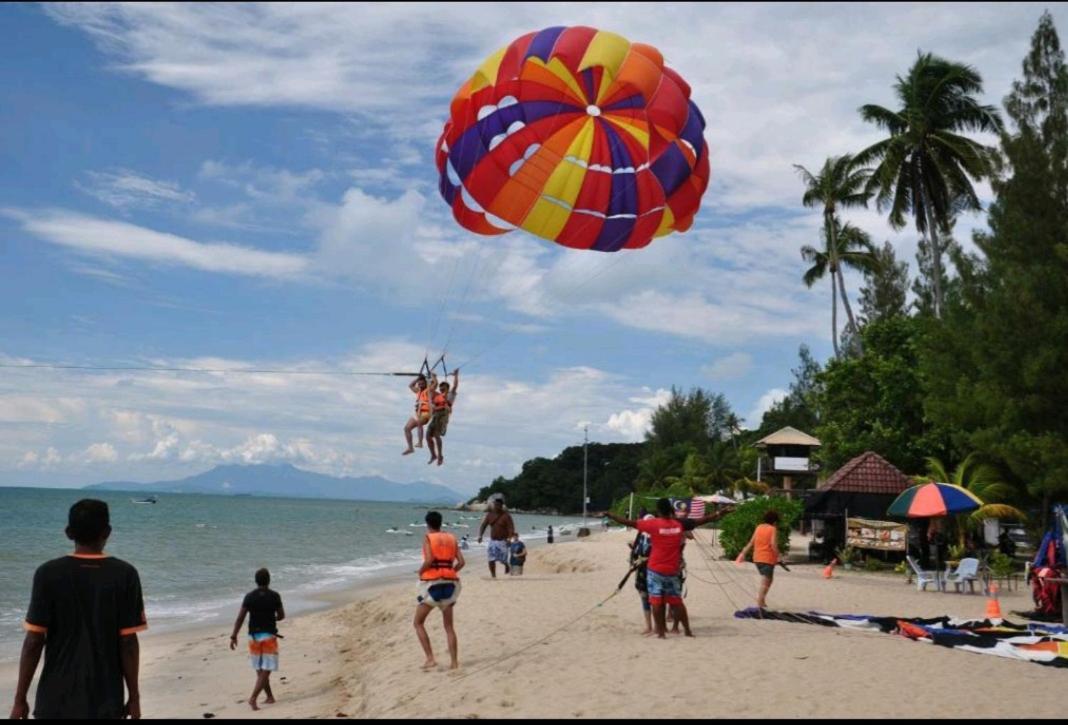Pantai Seaview Resort Batu Ferringhi 1801 - 3 Rooms Exterior photo