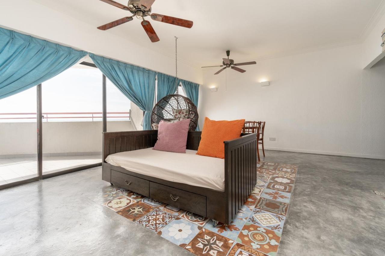 Pantai Seaview Resort Batu Ferringhi 1801 - 3 Rooms Exterior photo